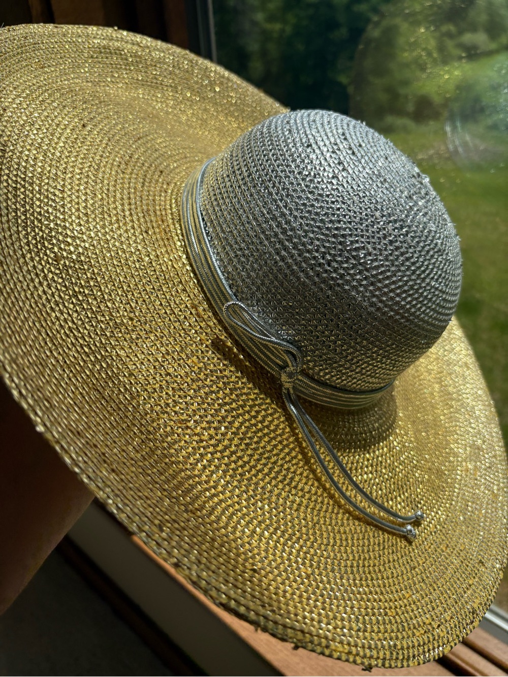 Rare Vintage Sonni Gold Silver Sequin Hat 👒 with Silver Bow WOW! - Picture 2 of 10